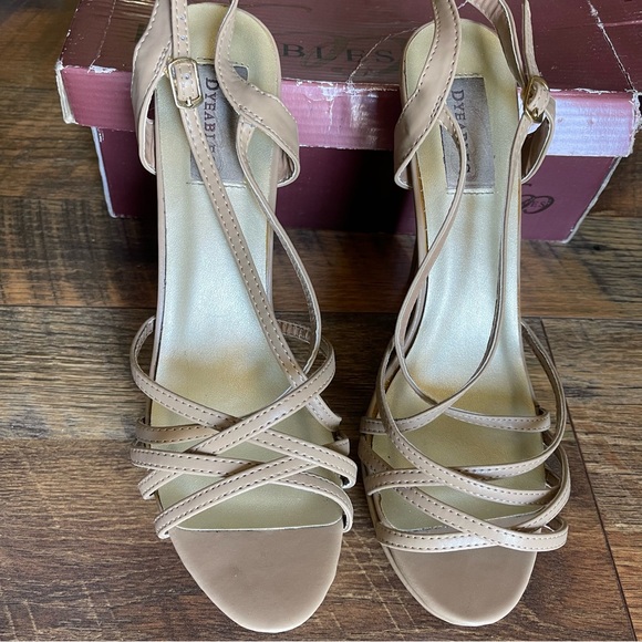 Dyeables Cali Heel Size 11 - Picture 1 of 7